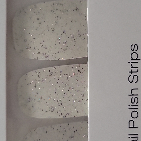 Color Street glittersweet - Picture 3 of 3